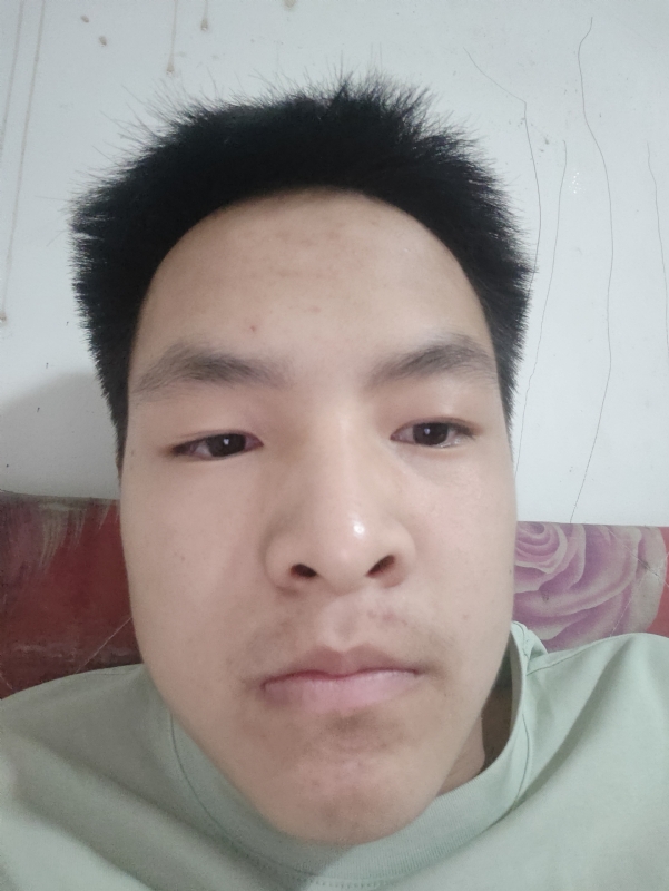 雷门的第一张照片--咸宁交友中心